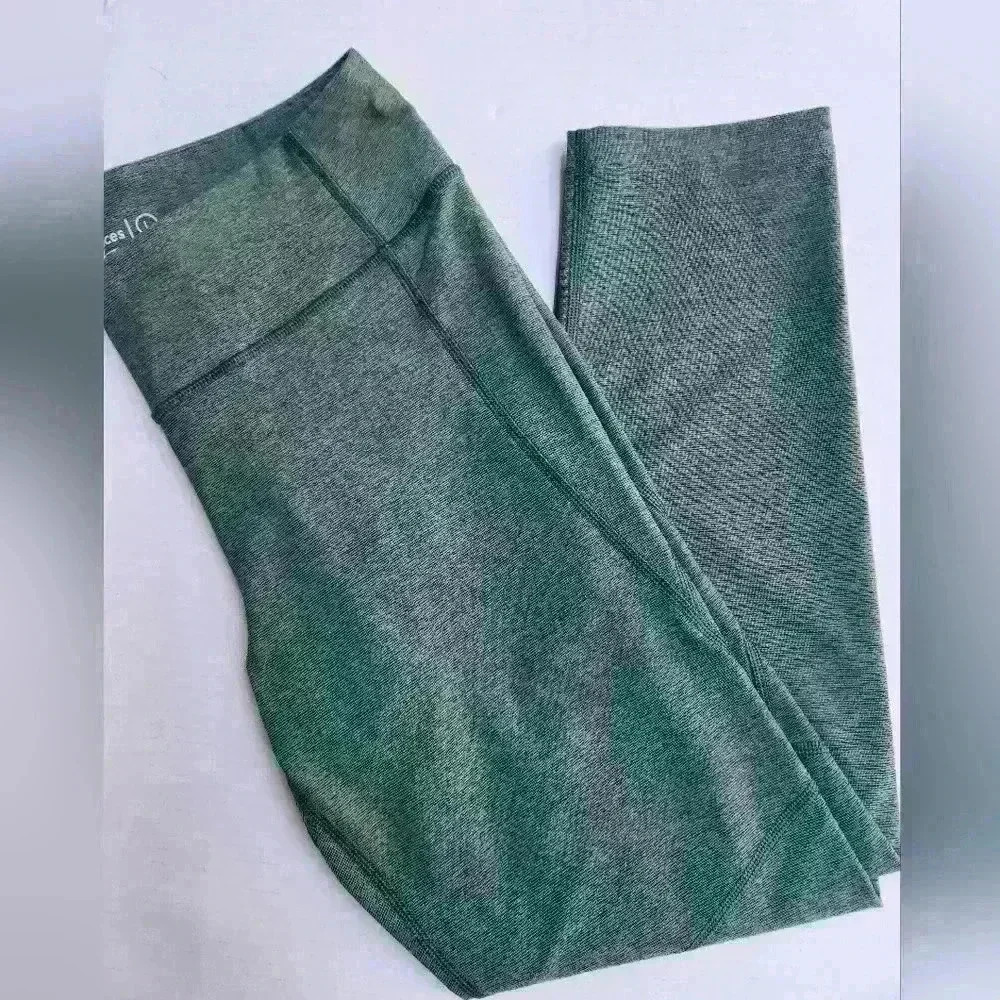 OUTDOOR VOICES leggings. Hunter green. Sized as Large But Fits Medium